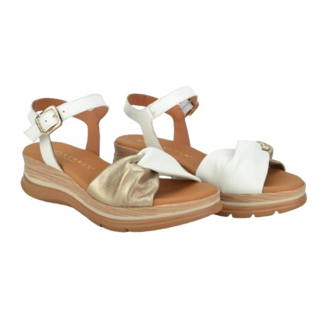 PAULA URBAN - 24-611