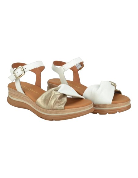 PAULA URBAN - 24-611