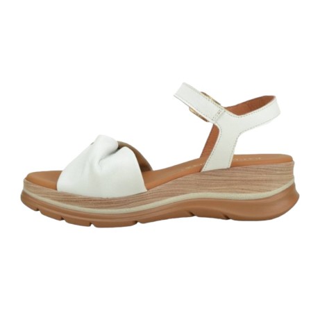 PAULA URBAN - 24-611